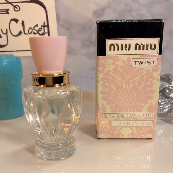 Miu Miu Twist EDT, Floral, Cedarwood, Blossom, Amber, NEW - Mini 0.16 oz./5 ml. - Picture 2 of 8